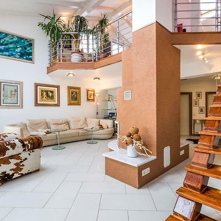 Апартаменты Luxury Penthouse Prestige Near The Sea Опатия Экстерьер фото