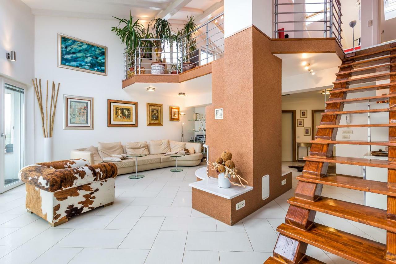 Апартаменты Luxury Penthouse Prestige Near The Sea Опатия Экстерьер фото
